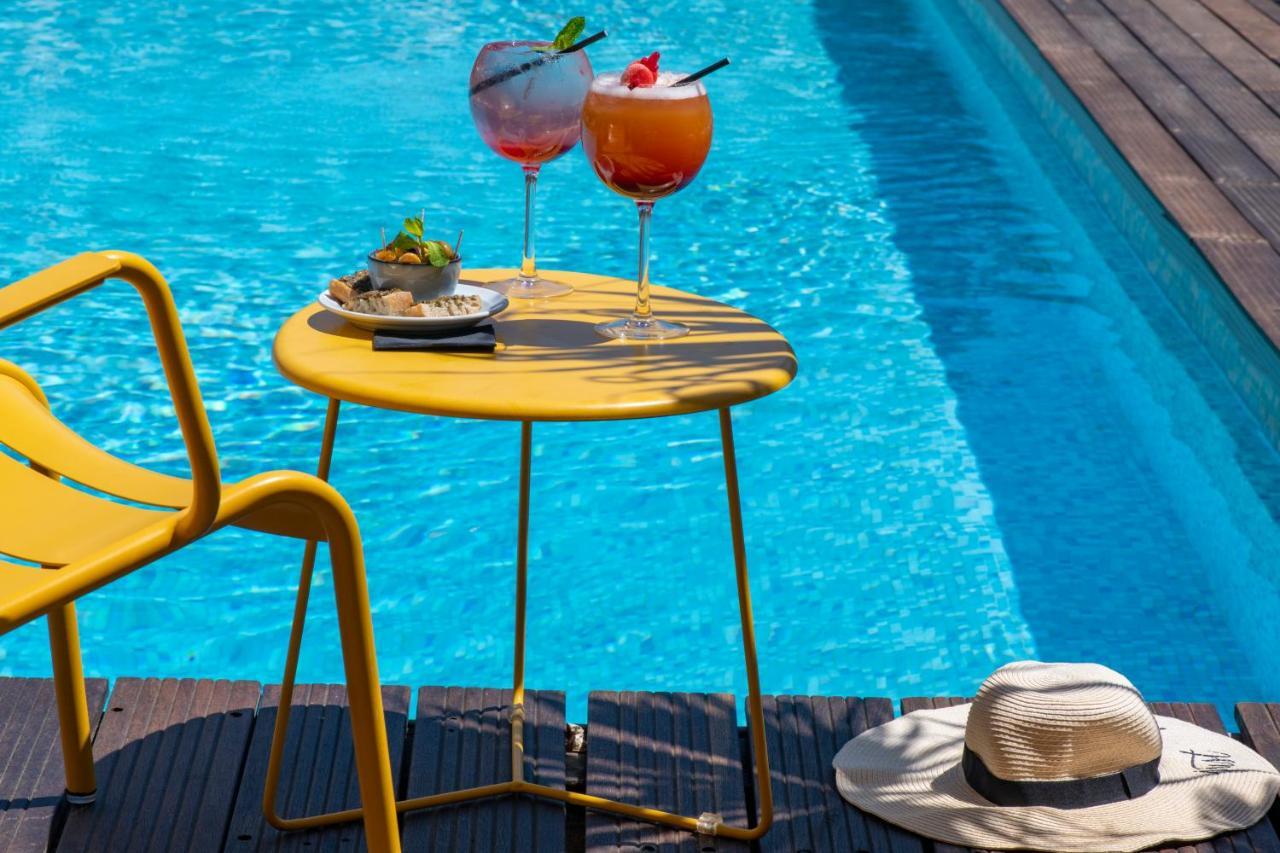 Mercure Hyeres Centre Cote D'Azur Exterior photo
