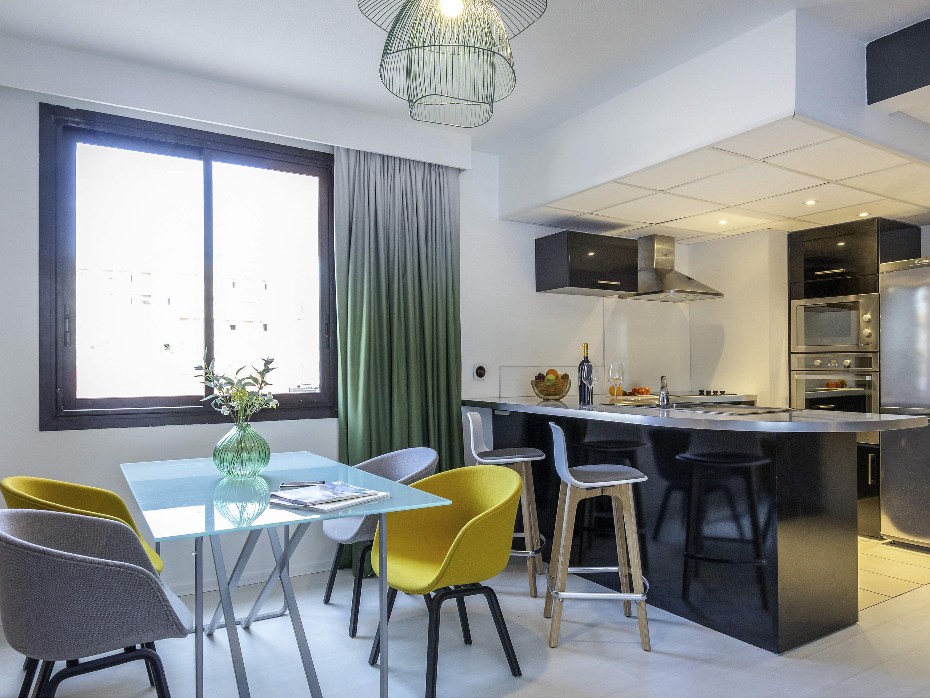 Mercure Hyeres Centre Cote D'Azur Exterior photo