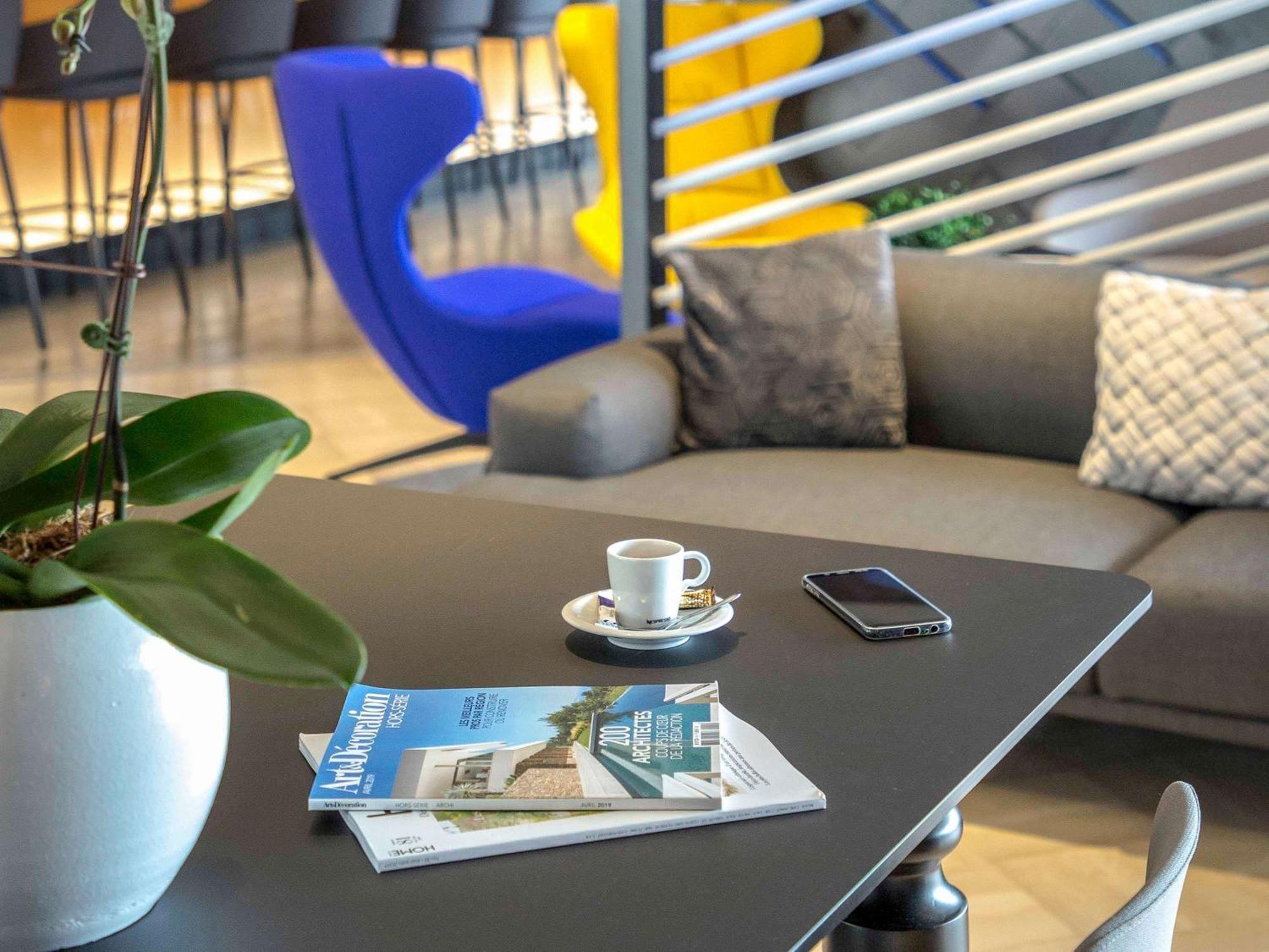 Mercure Hyeres Centre Cote D'Azur Exterior photo